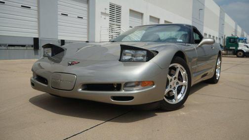 Pewter Metallic 2000 Chevrolet Corvette Base