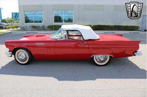 1957 Ford Thunderbird Base