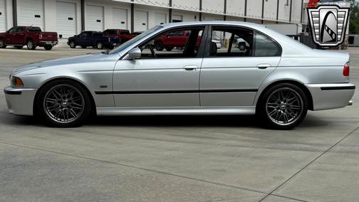 2001 BMW 540 