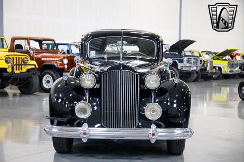 1938 Packard Super Eight