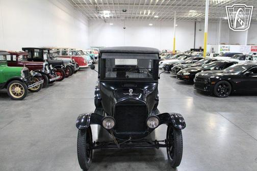 1925 Ford Model T 