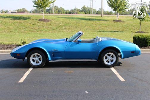 1975 Chevrolet Corvette Base