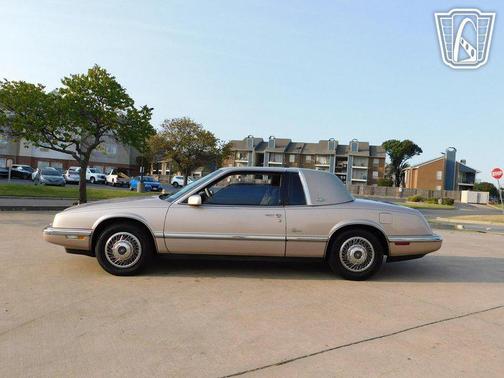 1989 Buick Riviera 