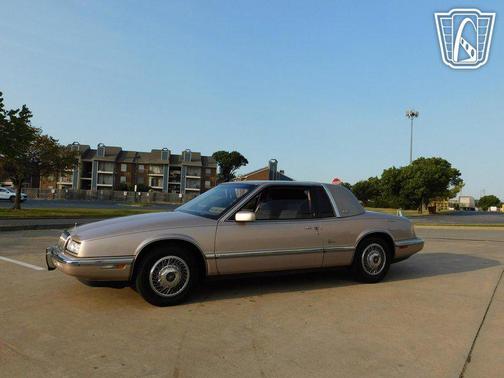 1989 Buick Riviera 