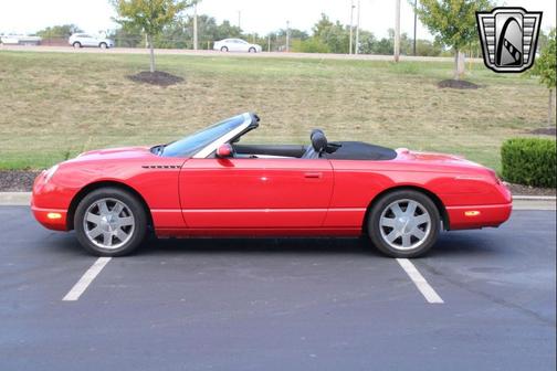 2002 Ford Thunderbird Base