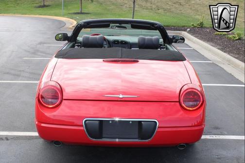 2002 Ford Thunderbird Base