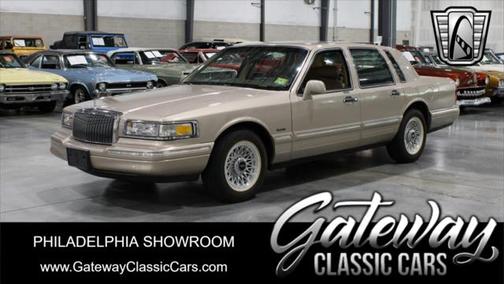 1997 Lincoln Town Car Executive