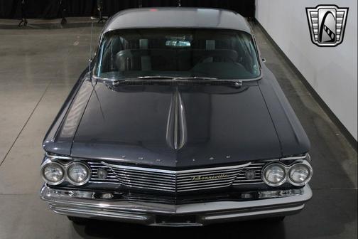 1960 Pontiac Bonneville 