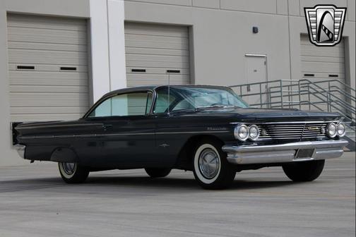 1960 Pontiac Bonneville 