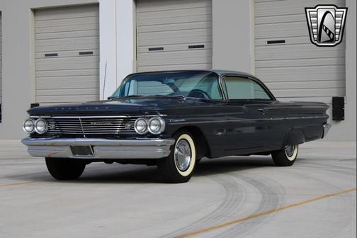 1960 Pontiac Bonneville 