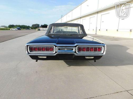 1965 Ford Thunderbird Base