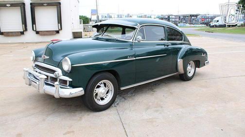 GREEN 1949 Chevrolet Fleetline