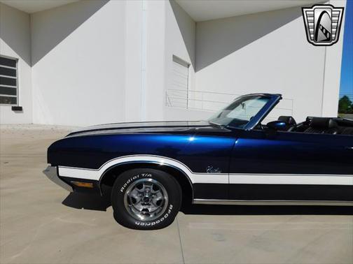 1972 Oldsmobile Cutlass Supreme Base