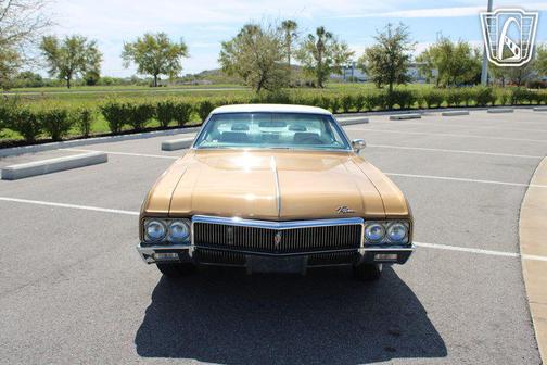 Gold 1970 Buick Riviera