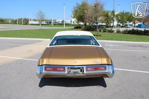Gold 1970 Buick Riviera