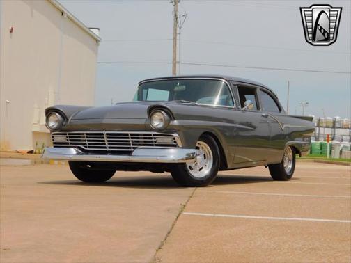 1957 Ford Custom Base