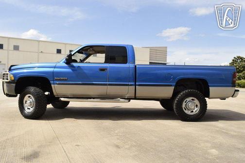 1998 Dodge Ram 2500 Base