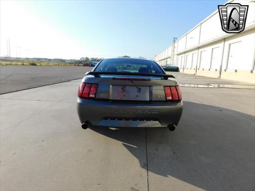 2004 Ford Mustang Mach I