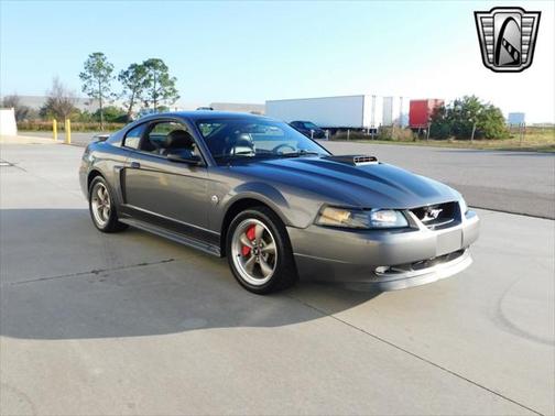 2004 Ford Mustang Mach I