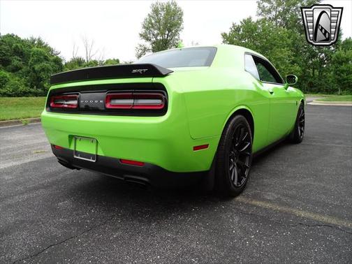 2015 Dodge Challenger SRT