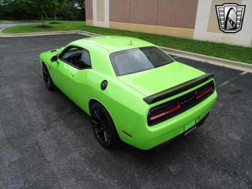2015 Dodge Challenger SRT