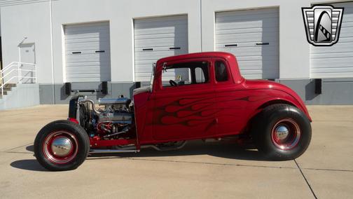 1933 Plymouth Coupe 