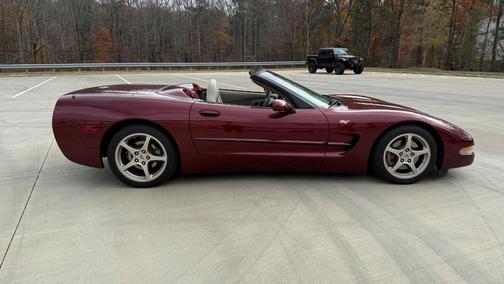 2003 Chevrolet Corvette Base