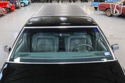 1992 Cadillac Brougham Standard