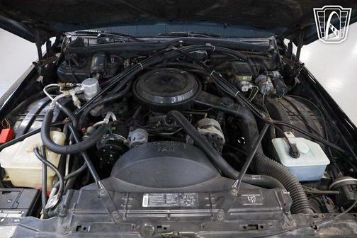 1992 Cadillac Brougham Standard