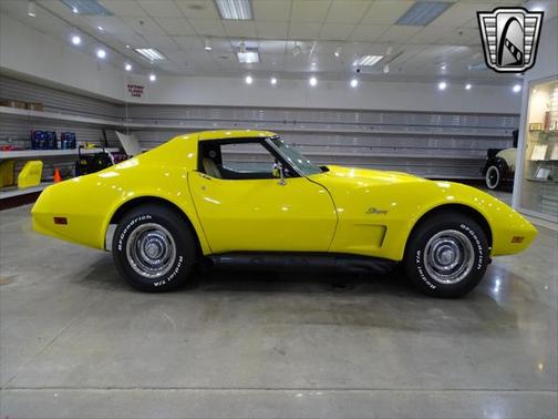 1975 Chevrolet Corvette Base