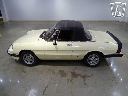 1984 Alfa Romeo Spider Convertible