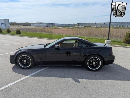 2005 Cadillac XLR Base