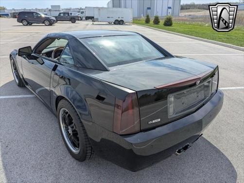 2005 Cadillac XLR Base