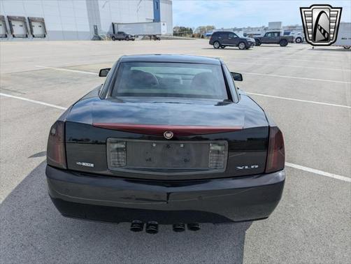 2005 Cadillac XLR Base