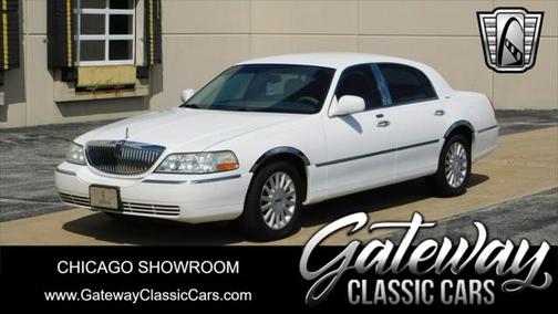 2003 Lincoln Town Car Executive