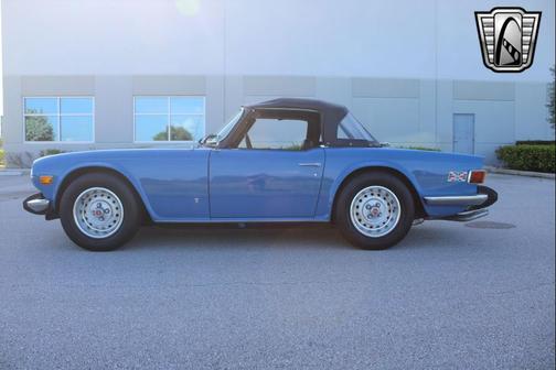 1974 Triumph TR6 Base