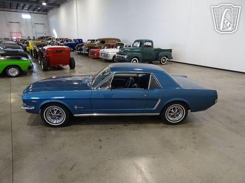 1965 Ford Mustang Base