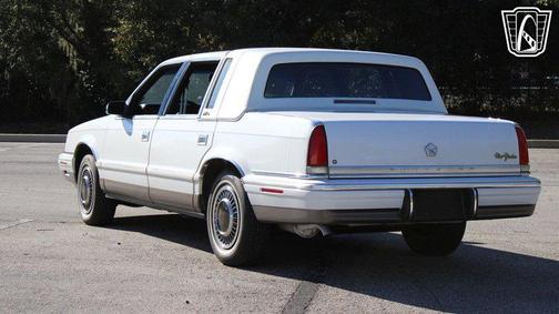 1993 Chrysler New Yorker 