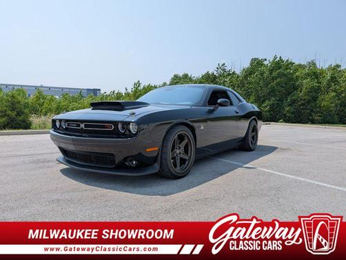2016 Dodge Challenger R/T Scat Pack