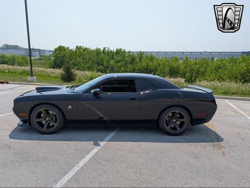 2016 Dodge Challenger R/T Scat Pack
