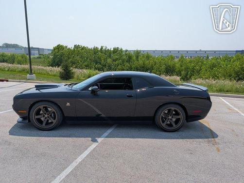 2016 Dodge Challenger R/T Scat Pack