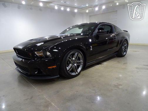 2010 Ford Shelby GT500 Base