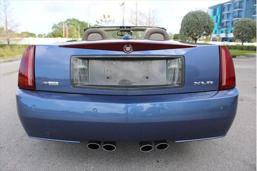 2005 Cadillac XLR Base
