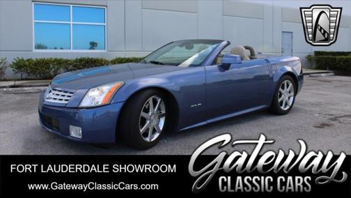 2005 Cadillac XLR Base