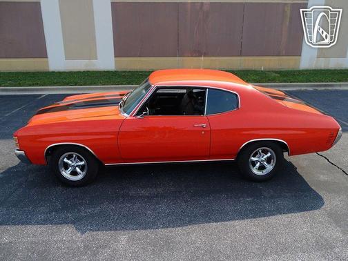 Orange 1971 Chevrolet Chevelle