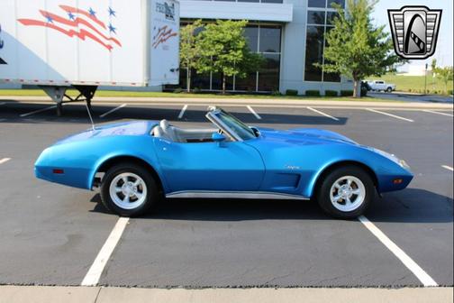 1975 Chevrolet Corvette Base