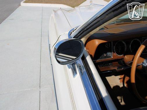 1976 Chrysler Cordoba 