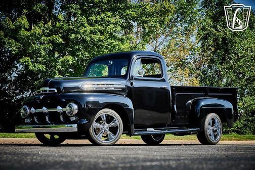 1951 Ford F2 