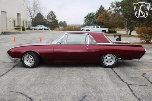 1962 Ford Thunderbird Base