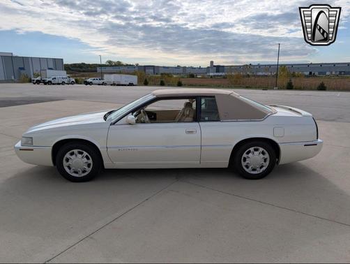 1995 Cadillac Eldorado Standard